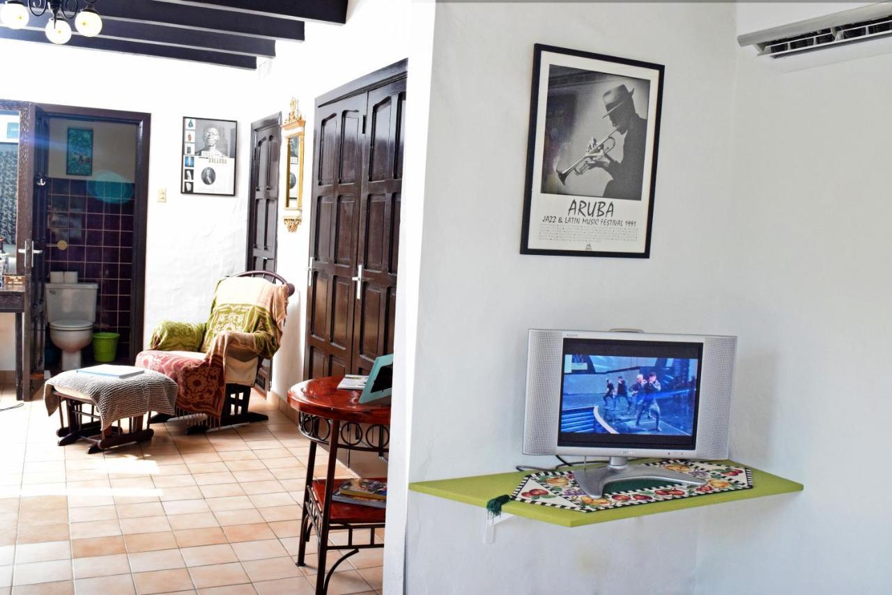 Villa Bougainvillea Aruba, The Tango Suite Palm Beach Exterior foto