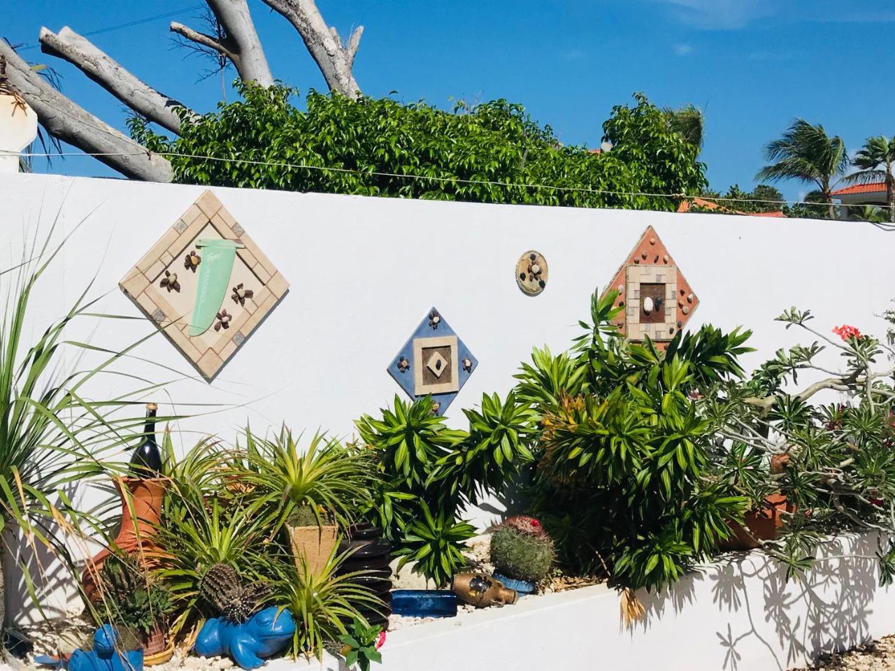 Villa Bougainvillea Aruba, The Tango Suite Palm Beach Exterior foto